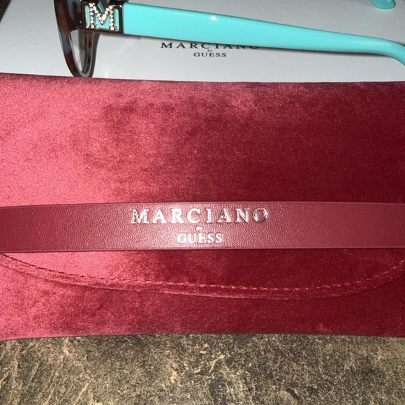 Marciano by Guess RX - Picture 2 of 2